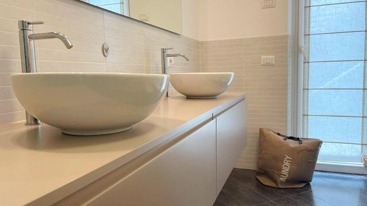 Lake View Apartment Argegno Extérieur photo